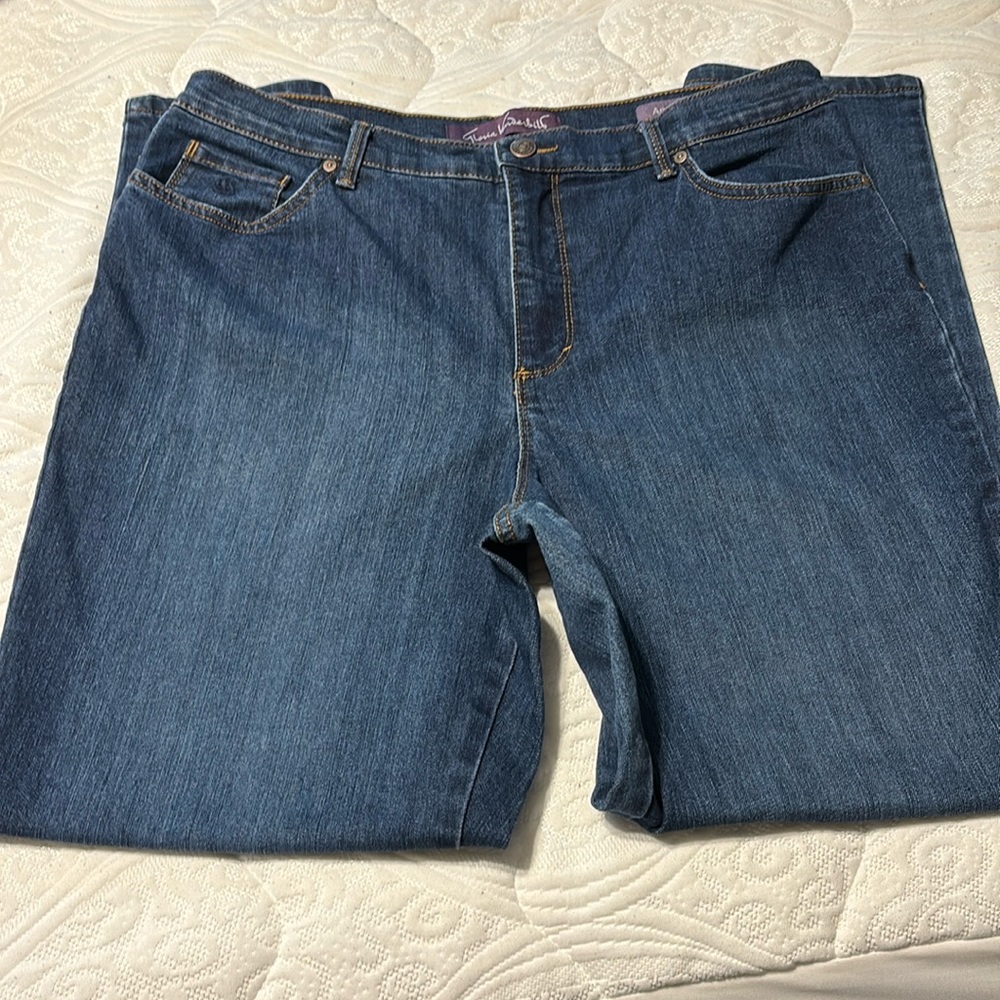 Gloria Vanderbilt Jeans